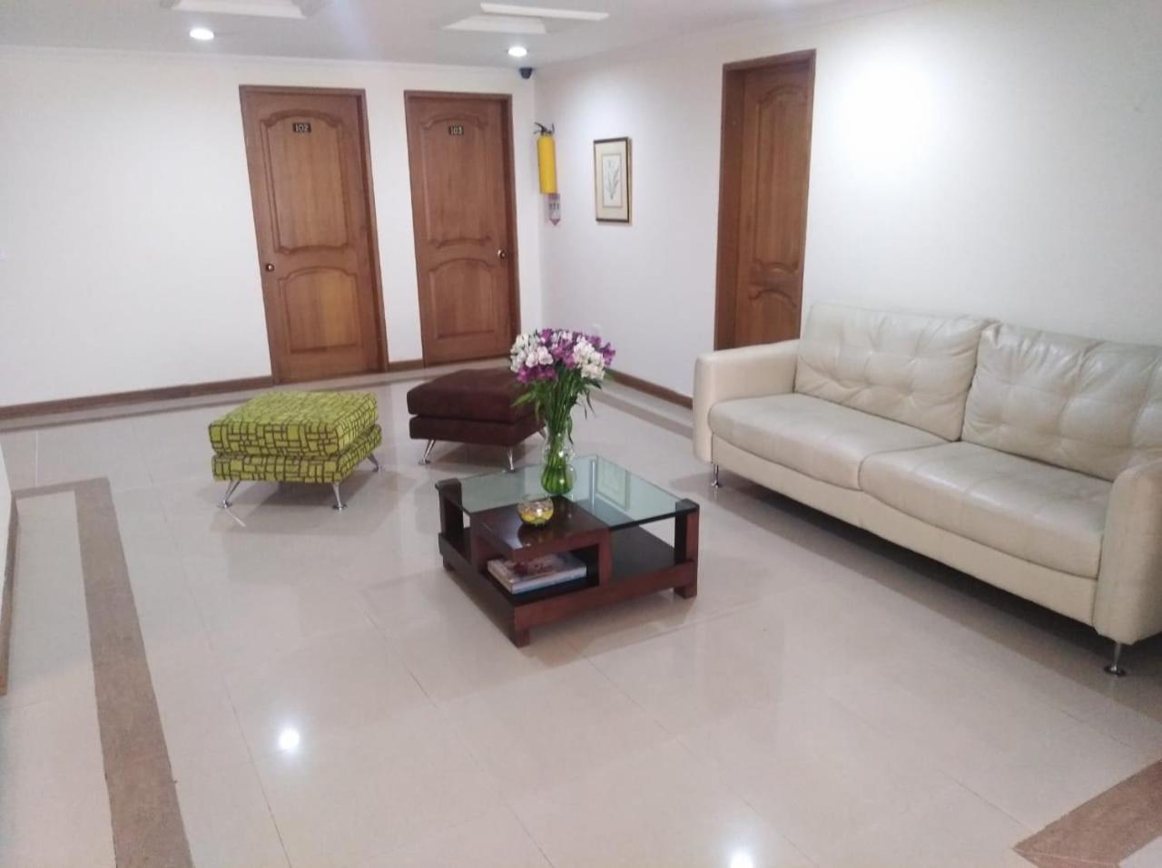 Hotel Casa La Riviera Богота Екстер'єр фото