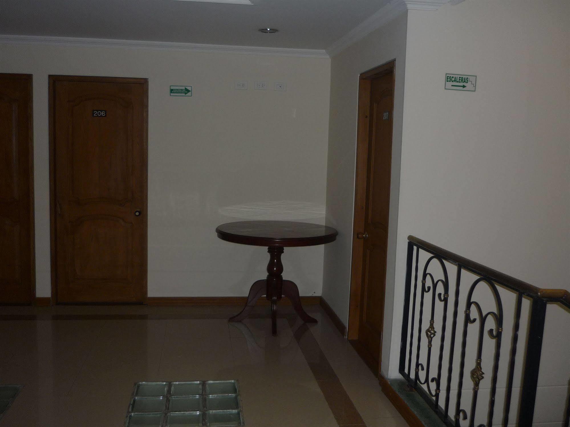 Hotel Casa La Riviera Богота Екстер'єр фото